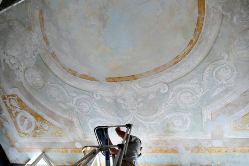 Plafond peint ornementation XVII
