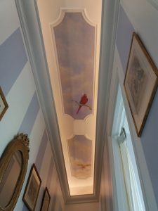 Plafond peint décoration, ciel et ara