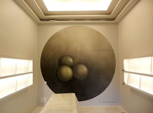 Trompe l'oeil peint sur toile, trois perles