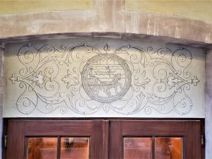 Ornementation sur dessus de porte, Ancienne Douane à Strasbourg (pour Benjamin Craig)