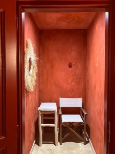 Patine rouge rouge pour les vestiaires