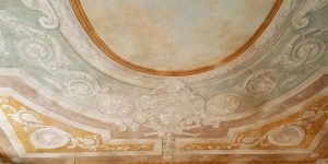 Ornementation décor peint XVII plafond