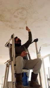 Report du dessin au plafond