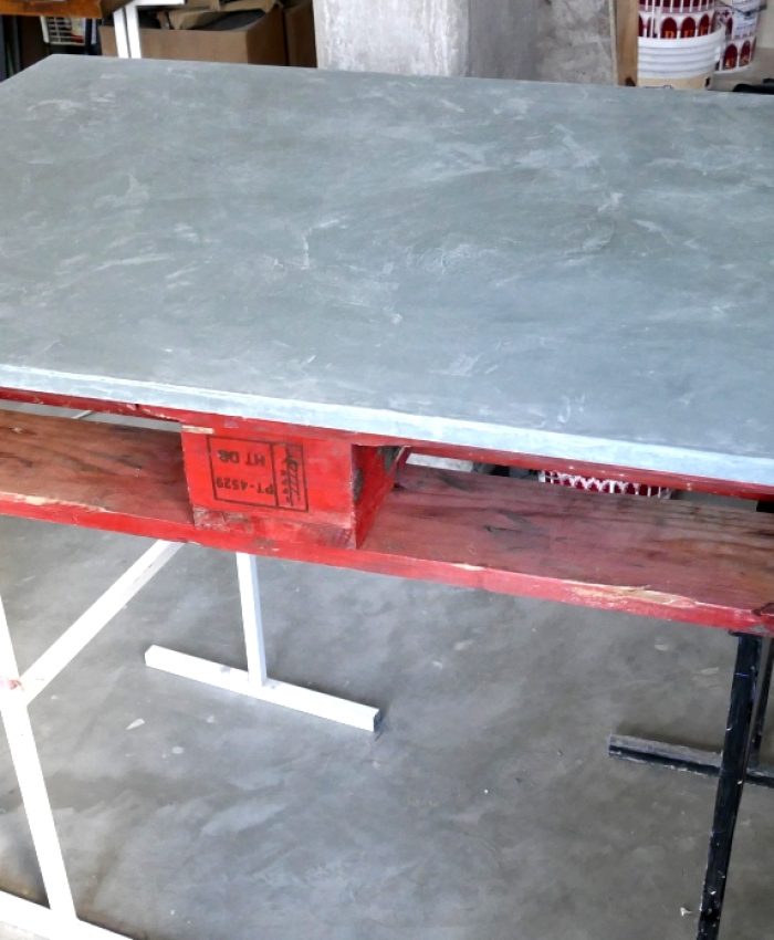 Create a waxed concrete coffee table